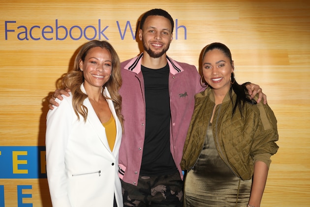 OAKLAND, CALIFORNIA - MARCH 31: Sonya Curry, Stephen Curry, and Ayesha Curry pose for a photo on the red carpet at 16th Street Station on April 1, 2019 in Oakland, California. (Photo by Kelly Sullivan/Getty Images for Facebook)