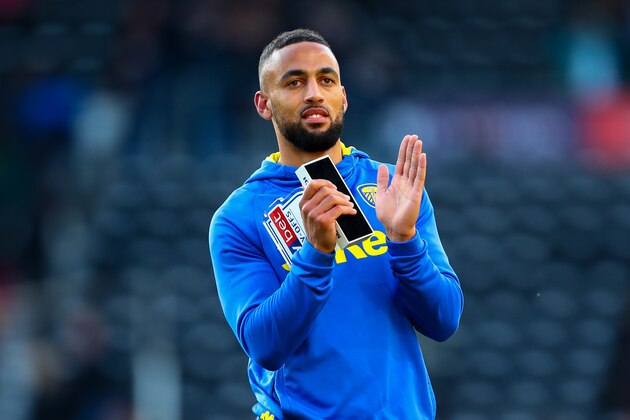 DERBY, ENGLAND - MAY 11: Kemar Roofe of Leeds United applauds the fans at full time during the Sky Bet Championship Play-off Semi Final First Leg match between Derby County and Leeds United at Pride Park Stadium on May 11, 2019 in Derby, England. (Photo by Robbie Jay Barratt - AMA/Getty Images)