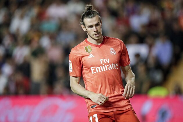 , SPAIN - APRIL 28: Gareth Bale of Real Madrid during the La Liga Santander  match between Rayo Vallecano v Real Madrid on April 28, 2019 (Photo by David S. Bustamante/Soccrates/Getty Images)