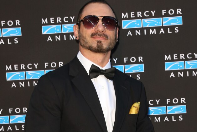 LOS ANGELES, CA - SEPTEMBER 15:  Pro Wrestler Austin Aries attends the Mercy For Animals Presents Hidden Heroes Gala 2018 at Vibiana on September 15, 2018 in Los Angeles, California.  (Photo by Paul Archuleta/Getty Images)