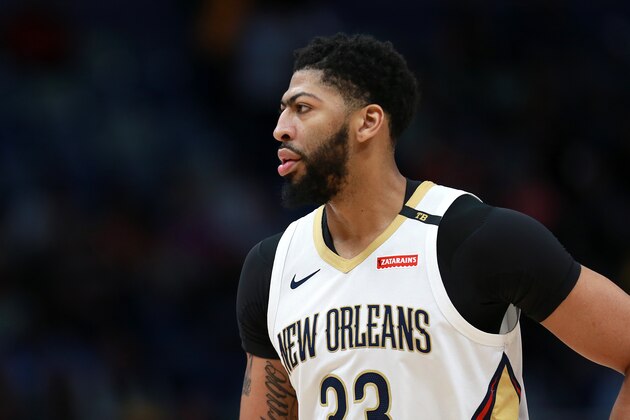 NEW ORLEANS, LOUISIANA - MARCH 12:  Anthony Davis #23 of the New Orleans Pelicans stands on the court during the first half of a NBA game against the Milwaukee Bucks at the Smoothie King Center on March 12, 2019 in New Orleans, Louisiana. NOTE TO USER: User expressly acknowledges and agrees that, by downloading and or using this photograph, User is consenting to the terms and conditions of the Getty Images License Agreement. (Photo by Sean Gardner/Getty Images)