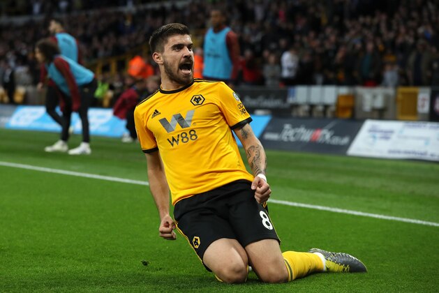 WOLVERHAMPTON, ENGLAND - APRIL 24:  Ruben Neves of Wolverhampton Wanderers celebrates after scoring the first goal during the Premier League match between Wolverhampton Wanderers and Arsenal FC at Molineux on April 24, 2019 in Wolverhampton, United Kingdom. (Photo by David Rogers/Getty Images)