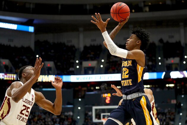 HARTFORD, CONNECTICUT - MARCH 23:  Ja Morant #12 of the Murray State Racers attempts a shot against Mfiondu Kabengele #25 of the Florida State Seminoles in the second half during the second round of the 2019 NCAA Men's Basketball Tournament at XL Center on March 23, 2019 in Hartford, Connecticut. (Photo by Maddie Meyer/Getty Images)