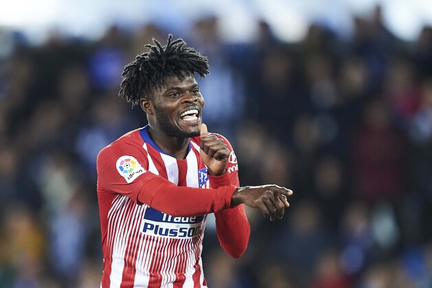 VITORIA-GASTEIZ, SPAIN - MARCH 30: Thomas Teye Partey of Atletico Madrid celebrates after scoring his team's fourth goal  during the La Liga match between Deportivo Alaves and  Club Atletico de Madrid at Estadio de Mendizorroza on March 30, 2019 in Vitoria-Gasteiz, Spain. (Photo by Juan Manuel Serrano Arce/Getty Images)