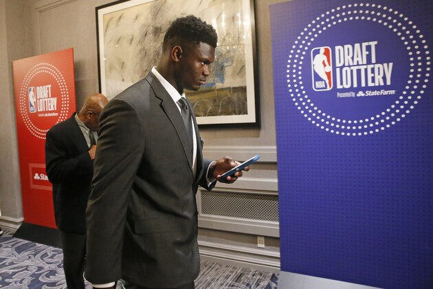 Duke's Zion Williamson arrives for the NBA basketball draft lottery Tuesday, May 14, 2019, in Chicago. (AP Photo/Nuccio DiNuzzo)
