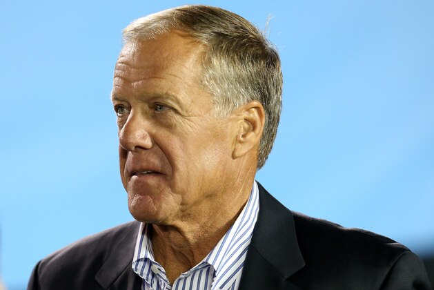 PASADENA, CA - OCTOBER 12:  Former head coach Terry Donahue attends the game between the UCLA Bruins and the California Golden Bears at the Rose Bowl on October 12, 2013 in Pasadena, California. UCLA won 37-10.  (Photo by Stephen Dunn/Getty Images)