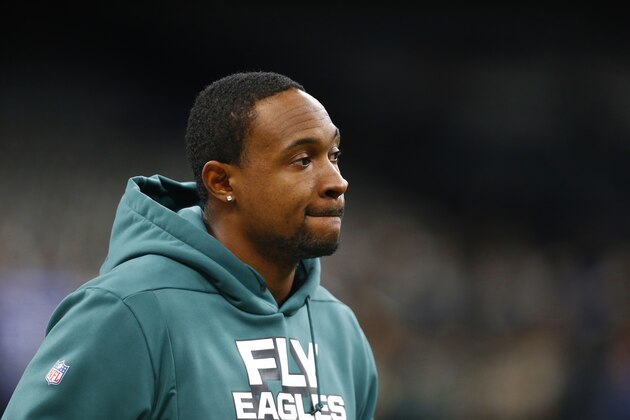 Philadelphia Eagles wide receiver Alshon Jeffery warms up before an NFL divisional playoff football game against the New Orleans Saints in New Orleans, Sunday, Jan. 13, 2019. (AP Photo/Butch Dill)