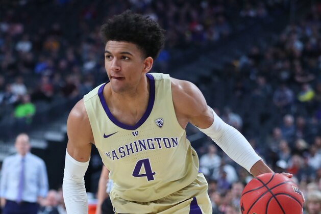 LAS VEGAS, NEVADA - MARCH 15: Matisse Thybulle #4 of the Washington Huskies handles the ball against the Colorado Buffaloes during a semifinal game of the Pac-12 basketball tournament at T-Mobile Arena on March 15, 2019 in Las Vegas, Nevada. (Photo by Leon Bennett/Getty Images)
