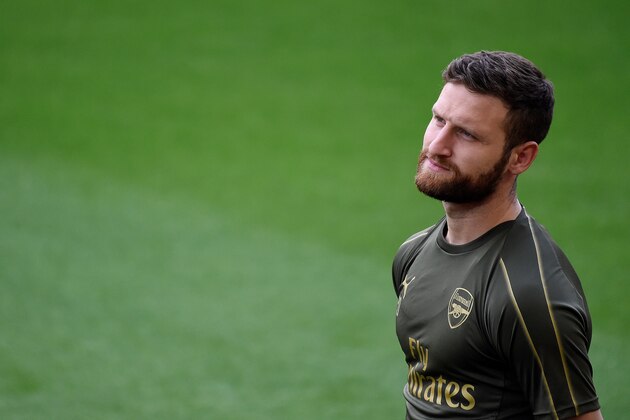 Arsenal's German defender Shkodran Mustafi attends a training session at the Mestalla stadium in Valencia on May 8, 2019 on the eve of the UEFA Europa League semi-final second leg football match between Valencia and Arsenal. (Photo by JOSE JORDAN / AFP)        (Photo credit should read JOSE JORDAN/AFP/Getty Images)