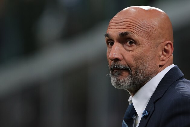 MILAN, ITALY - MAY 26:  FC Internazionale coach Luciano Spalletti looks on during the Serie A match between FC Internazionale and Empoli FC at Stadio Giuseppe Meazza on May 26, 2019 in Milan, Italy.  (Photo by Emilio Andreoli/Getty Images)