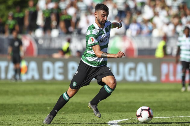 OEIRAS, PORTUGAL - MAY 25: Bruno Fernandes of Sporting CP during the match between Sporting CP and FC Porto - Taca de Portugal Final at Estadio Nacional on May 25, 2019 in Oeiras, Portugal. (Photo by Carlos Rodrigues/Getty Images)