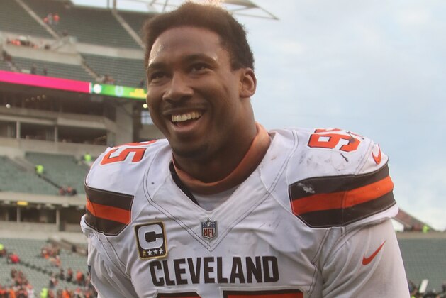 CINCINNATI, OH - NOVEMBER 25:  Myles Garrett #95 of the Cleveland Browns celebrates a victory after the game against the Cincinnati Bengals at Paul Brown Stadium on November 25, 2018 in Cincinnati, Ohio. The Browns defeated the Bengals 35-20.  (Photo by John Grieshop/Getty Images)