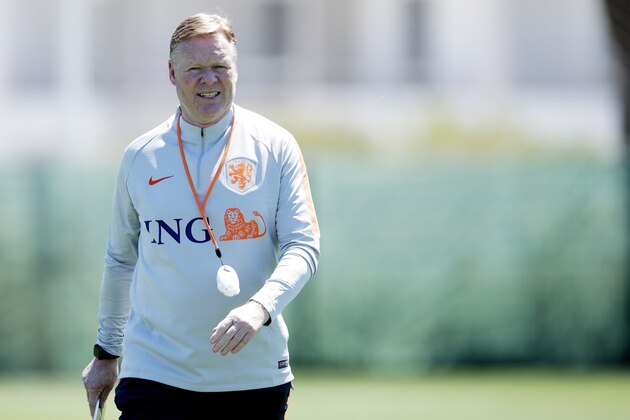 LAGOS, PORTUGAL - JUNE 1: coach Ronald Koeman of Holland  during the   Training Holland at the Cascade resort on June 1, 2019 in Lagos Portugal (Photo by Eric Verhoeven/Soccrates/Getty Images)