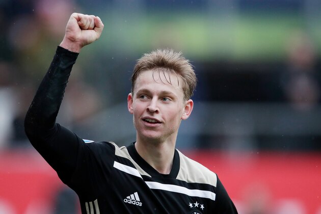 UTRECHT, NETHERLANDS - DECEMBER 23: Frenkie de Jong of Ajax  during the Dutch Eredivisie  match between FC Utrecht v Ajax at the Stadium Galgenwaard on December 23, 2018 in Utrecht Netherlands (Photo by Eric Verhoeven/Soccrates/Getty Images)