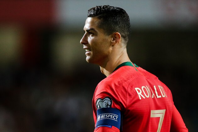 LISBON, PORTUGAL - MARCH 25: Cristiano Ronaldo of Portugal during the  EURO Qualifier match between Portugal  v Serbia  at the Estádio da Luz on March 25, 2019 in Lisbon Portugal (Photo by Erwin Spek/Soccrates/Getty Images)