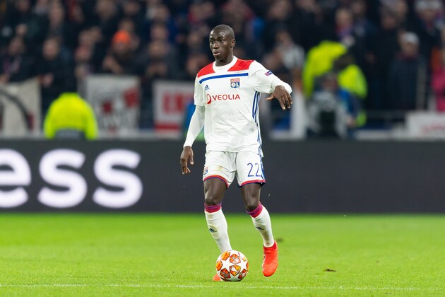 LYON, FRANCE - FEBRUARY 19: Ferland Mendy of Olympique Lyon controls the ball during the UEFA Champions League Round of 16 First Leg match between Olympique Lyonnais and FC Barcelona at Groupama Stadium on February 19, 2019 in Lyon, France. (Photo by TF-Images/TF-Images via Getty Images)
