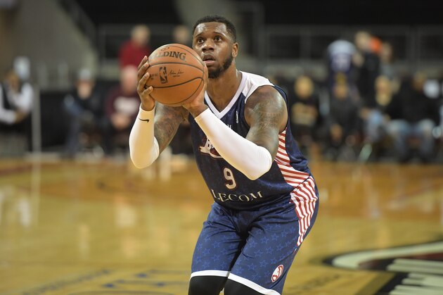 ERIE, PA - JANUARY 27:Terrence Jones #9 of the Erie BayHawks shoots a free throw against the Wisconsin Herd at the Erie Insurance Arena on January 27, 2019 in Erie, Pennsylvania. NOTE TO USER: User expressly acknowledges and agrees that, by downloading and/or using this Photograph, user is consenting to the terms and conditions of the Getty Images License Agreement. Mandatory Copyright Notice: Copyright 2019 NBAE (Photo by Robert Frank/NBAE via Getty Images)