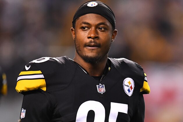 PITTSBURGH, PA - SEPTEMBER 30:  Artie Burns #25 of the Pittsburgh Steelers looks on during the game against the Baltimore Ravens at Heinz Field on September 30, 2018 in Pittsburgh, Pennsylvania. (Photo by Joe Sargent/Getty Images)
