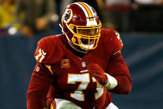 NASHVILLE, TN - DECEMBER 22:  Trent Williams #71 of the Washington Redskins plays against the Tennessee Titans at Nissan Stadium on December 22, 2018 in Nashville, Tennessee.  (Photo by Frederick Breedon/Getty Images)