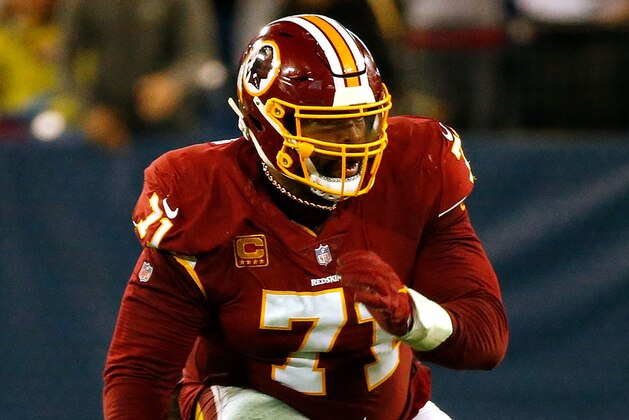NASHVILLE, TN - DECEMBER 22:  Trent Williams #71 of the Washington Redskins plays against the Tennessee Titans at Nissan Stadium on December 22, 2018 in Nashville, Tennessee.  (Photo by Frederick Breedon/Getty Images)