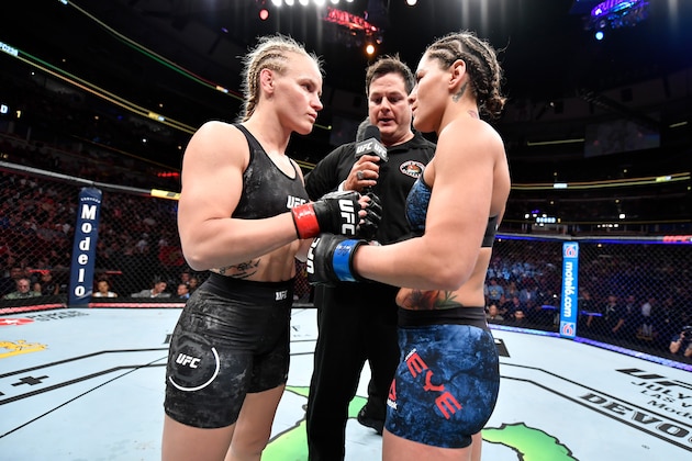 CHICAGO, IL - JUNE 08:  (L-R) Valentina Shevchenko of Kyrgyzstan and Jessica Eye face off prior to their women's flyweight championship bout during the UFC 238 event at the United Center on June 8, 2019 in Chicago, Illinois. (Photo by Jeff Bottari/Zuffa LLC/Zuffa LLC via Getty Images)