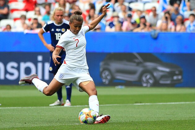 NICE, FRANCE - JUNE 09: Nikita Parris of England scores her team's first goal during the 2019 FIFA Women's World Cup France group D match between England and Scotland at Stade de Nice on June 09, 2019 in Nice, France. (Photo by Marc Atkins/Getty Images)