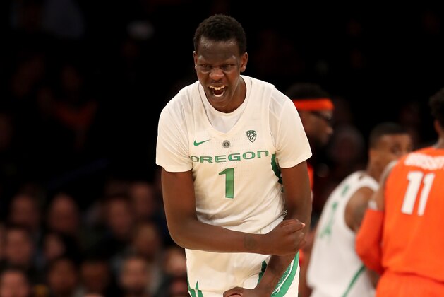 NEW YORK, NEW YORK - NOVEMBER 16: Bol Bol #1 of the Oregon Ducks celebrates his three point shot in the second half against the Syracuse Orange during the 2K Empire Classic at Madison Square Garden on November 16, 2018 in New York City.The Oregon Ducks defeated the Syracuse Orange 80-65. (Photo by Elsa/Getty Images)
