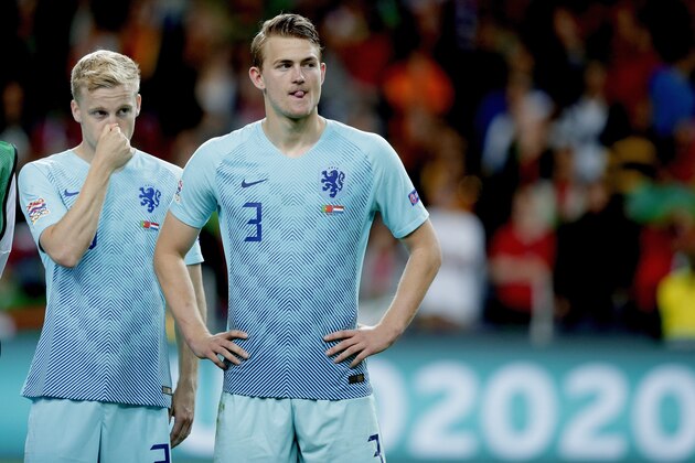 PORTO, PORTUGAL - JUNE 9: Donny van de Beek of Holland, Matthijs de Ligt of Holland  during the    match between Portugal v Holland at the Estadio do Dragao on June 9, 2019 in Porto Portugal (Photo by Erwin Spek/Soccrates/Getty Images)