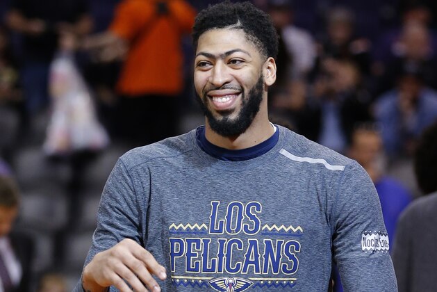 New Orleans Pelicans forward Anthony Davis (23) in the first half during an NBA basketball game against the Phoenix Suns, Friday, Mar. 1, 2019, in Phoenix. (AP Photo/Rick Scuteri)