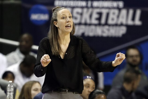 California head coach Lindsay Gottlieb instructs her team in the first half of a first round women's college basketball game in the NCAA Tournament in Waco, Texas, Saturday March 23, 2019.(AP Photo/Tony Gutierrez)