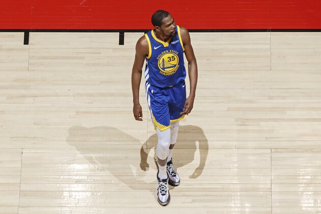 TORONTO, CANADA - JUNE 10: Kevin Durant #35 of the Golden State Warriors walks on the court against the Toronto Raptors during Game Five of the NBA Finals on June 10, 2019 at Scotiabank Arena in Toronto, Ontario, Canada. NOTE TO USER: User expressly acknowledges and agrees that, by downloading and/or using this photograph, user is consenting to the terms and conditions of the Getty Images License Agreement. Mandatory Copyright Notice: Copyright 2019 NBAE (Photo by Mark Blinch/NBAE via Getty Images)