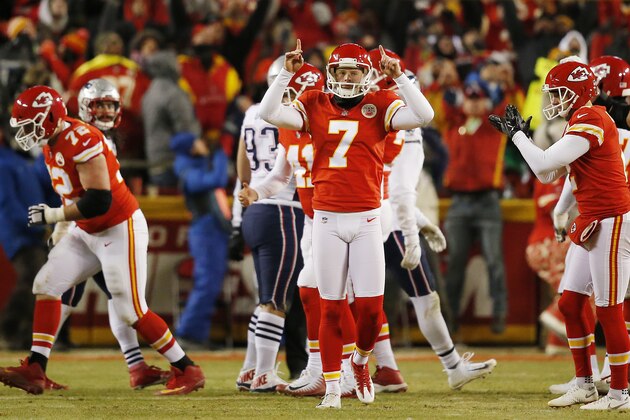 KANSAS CITY, MISSOURI - JANUARY 20: Harrison Butker #7 of the Kansas City Chiefs celebrates after completing a 39-yard field goal in the fourth quarter against the New England Patriots during the AFC Championship Game at Arrowhead Stadium on January 20, 2019 in Kansas City, Missouri. (Photo by David Eulitt/Getty Images)