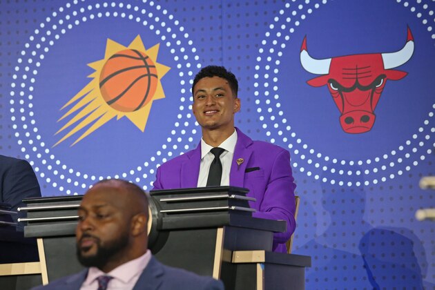 CHICAGO, IL - MAY 14: Kyle Kuzma #0 of the Los Angeles Lakers sits on stage during the 2019 NBA Draft Lottery on May 14, 2019 at the Chicago Hilton in Chicago, Illinois. NOTE TO USER: User expressly acknowledges and agrees that, by downloading and/or using this photograph, user is consenting to the terms and conditions of the Getty Images License Agreement. Mandatory Copyright Notice: Copyright 2019 NBAE (Photo by Gary Dineen/NBAE via Getty Images)