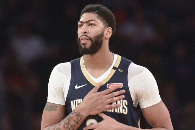 New Orleans Pelicans forward Anthony Davis (23) in the fourth quarter of an NBA basketball game, Friday, Nov. 23, 2018, in New York. (AP Photo/Howard Simmons)