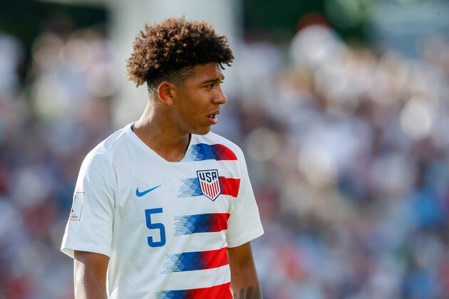 BYDOGOSZCZ, POLAND - JUNE 04: Chris Richards of USA looks on during the 2019 FIFA U-20 World Cup Round of 16 match between France and USA at Zdzislaw-Krzyszkowiak-Stadion on June 04, 2019 in Bydgoszcz, Poland. (Photo by TF-Images/Getty Images)