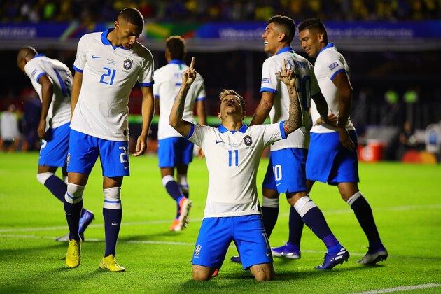 SAO PAULO, BRAZIL - JUNE 14: Philippe Coutinho of Brazil celebrates scoring his side's second goal during the Copa America Brazil 2019 group A match between Brazil and Bolivia at Morumbi Stadium on June 14, 2019 in Sao Paulo, Brazil. (Photo by Chris Brunskill/Fantasista/Getty Images)