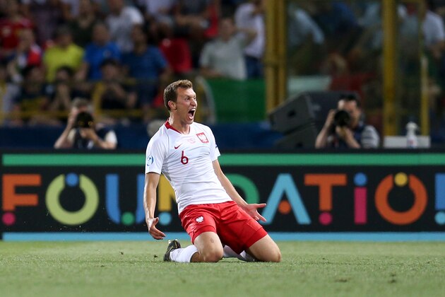 BOLOGNA, ITALY - JUNE 19: Krystian Bielik of Poland U21 celebrates goal during the  EURO U21 match between Italy  v Poland  at the Stadio Renato Dall'Ara on June 19, 2019 in Bologna Italy (Photo by Danilo Di Giovanni/Soccrates/Getty Images)