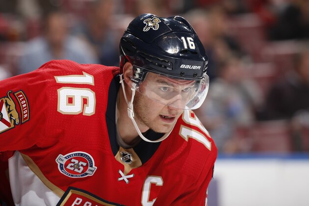SUNRISE, FL - NOVEMBER 11: Aleksander Barkov #16 of the Florida Panthers prepares for a second period face-off against the Ottawa Senators at the BB&T Center on November 11, 2018 in Sunrise, Florida. The Panthers defeated the Senators 5-1. (Photo by Joel Auerbach/Getty Images)