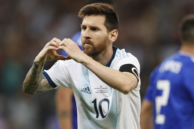 Argentina's Lionel Messi celebrates after scoring from a penalty spot against Paraguay during a Copa America Group B soccer match at Mineirao stadium in Belo Horizonte, Brazil, Wednesday, June 19, 2019. (AP Photo/Natacha Pisarenko)