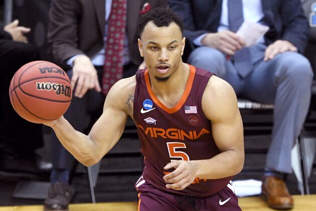WASHINGTON, DC - MARCH 29:  Justin Robinson #5 of the Virginia Tech Hokies passes the ball during the East Regional game of the 2019 NCAA Men's Basketball Tournament against the Duke Blue Devils at Capital One Arena on March 29, 2019 in Washington, DC.  (Photo by Mitchell Layton/Getty Images)