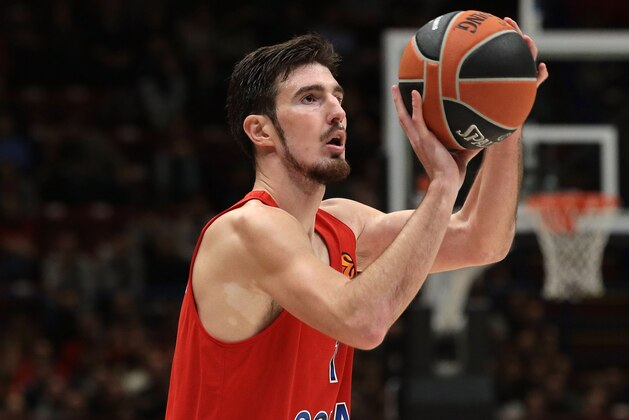 MILAN, ITALY - NOVEMBER 08:  Nando De Colo #1 of CSKA Moscow shoots the ball during the Turkish Airlines EuroLeague Regular Season Round 6 match between AX Armani Exchange Olimpia Milan and CSKA Moscow at Mediolanum Forum on November 8, 2018 in Milan, Italy.  (Photo by Emilio Andreoli/Getty Images )