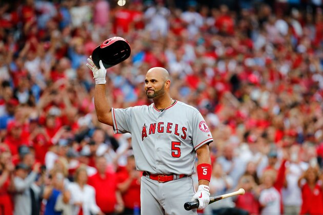 ST LOUIS, MO - JUNE 21: Former St. Louis Cardinal Albert Pujols #5 of the Los Angeles Angels of Anaheim acknowledges a standing ovation from the fans in his first return to Busch Stadium prior to batting against the St. Louis Cardinals on June 21, 2019 in St Louis, Missouri. (Photo by Dilip Vishwanat/Getty Images)