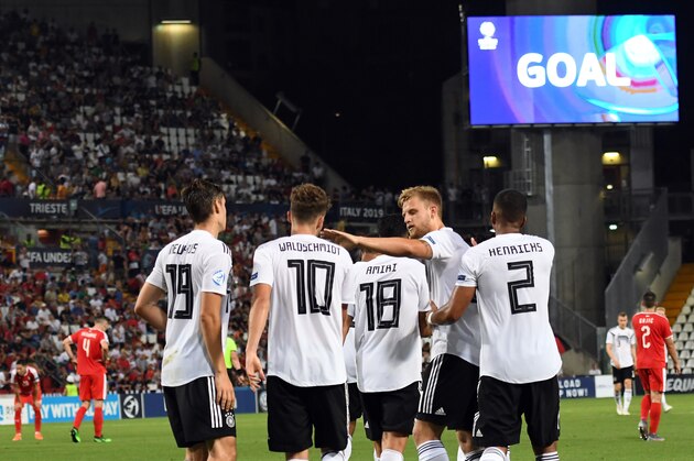 TRIESTE, ITALY - JUNE 20:  Luca Waldschmidt of Germany  celebrates after scoring the 5-0 goal with team mates during the 2019 UEFA U-21 Group B match between Germany and Serbia at Stadio Nereo Rocco on June 20, 2019 in Trieste, Italy.  (Photo by Alessandro Sabattini/Getty Images)