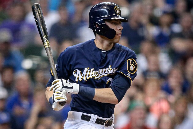MILWAUKEE, WISCONSIN - JUNE 23:  Christian Yelich #22 of the Milwaukee Brewers grounds out in the eighth inning against the Cincinnati Reds at Miller Park on June 23, 2019 in Milwaukee, Wisconsin. (Photo by Dylan Buell/Getty Images)