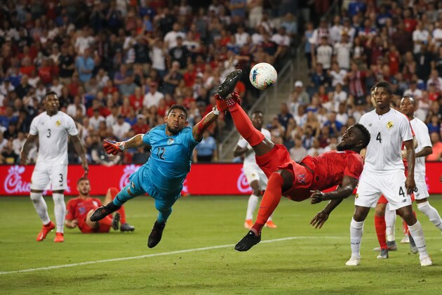 KANSAS CITY, KS - JUNE 26: Jozy Altidore of USA scores a goal to make it 0-1 during the Group D 2019 CONCACAF Gold Cup match between Panama v United States of America at Children's Mercy Park on June 26, 2019 in Kansas City, Kansas. (Photo by Matthew Ashton - AMA/Getty Images)