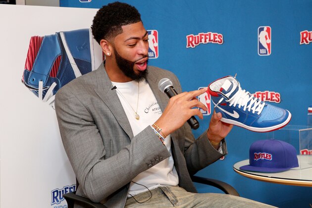 NEW YORK, NEW YORK - JUNE 18: Ruffles, the Official Chip of the NBA, Partners with Six-Time NBA All-Star Anthony Davis in the First-Ever “Chip Deal,” featuring the debut of a custom-designed Ruffles-inspired sneaker, The Ruffles Ridge Tops, and a discussion regarding Davis’ ideas for a limited-edition flavor of Ruffles potato chips. At NBA Store on June 18, 2019 in New York City. (Photo by Astrid Stawiarz/Getty Images  for Frito-Lay)
