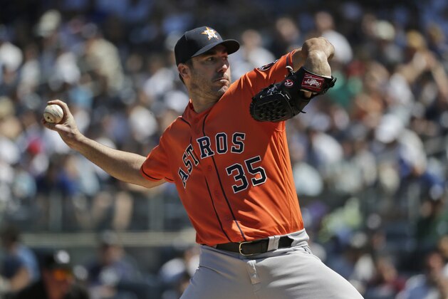 Houston Astros starting pitcher Justin Verlander throws during the third inning of a baseball game against the New York Yankees at Yankee Stadium, Sunday, June 23, 2019, in New York. (AP Photo/Seth Wenig)