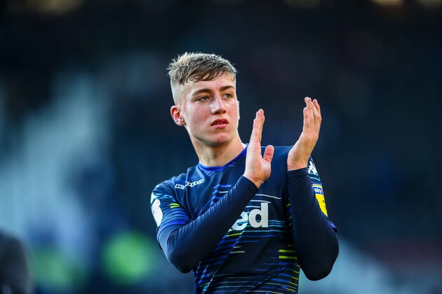 DERBY, ENGLAND - MAY 11: Jack Clarke of Leeds United applauds the fans at full time during the Sky Bet Championship Play-off Semi Final First Leg match between Derby County and Leeds United at Pride Park Stadium on May 11, 2019 in Derby, England. (Photo by Robbie Jay Barratt - AMA/Getty Images)