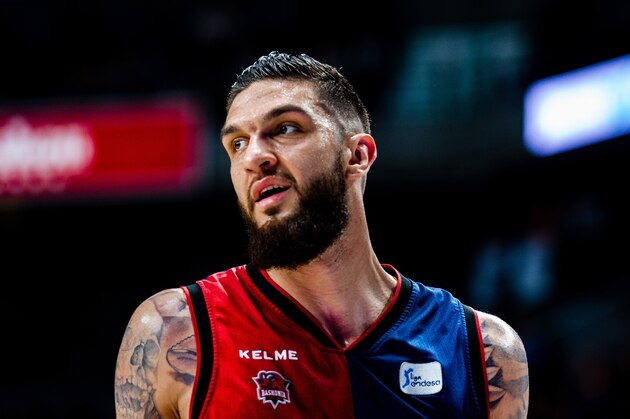 MADRID, SPAIN - FEBRUARY 10: Vincent Poirier in action during the Liga Endesa match against Baskonia at Wizink Center on February 10, 2019 in Madrid, Spain. (Photo by Sonia Canada/Getty Images) (Photo by Sonia Canada/Getty Images)