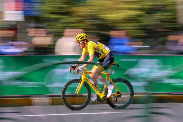 Britain's Geraint Thomas rides during the Tour de France Shanghai Criterium in Shanghai on November 17, 2018. (Photo by STR / AFP) / China OUT        (Photo credit should read STR/AFP/Getty Images)